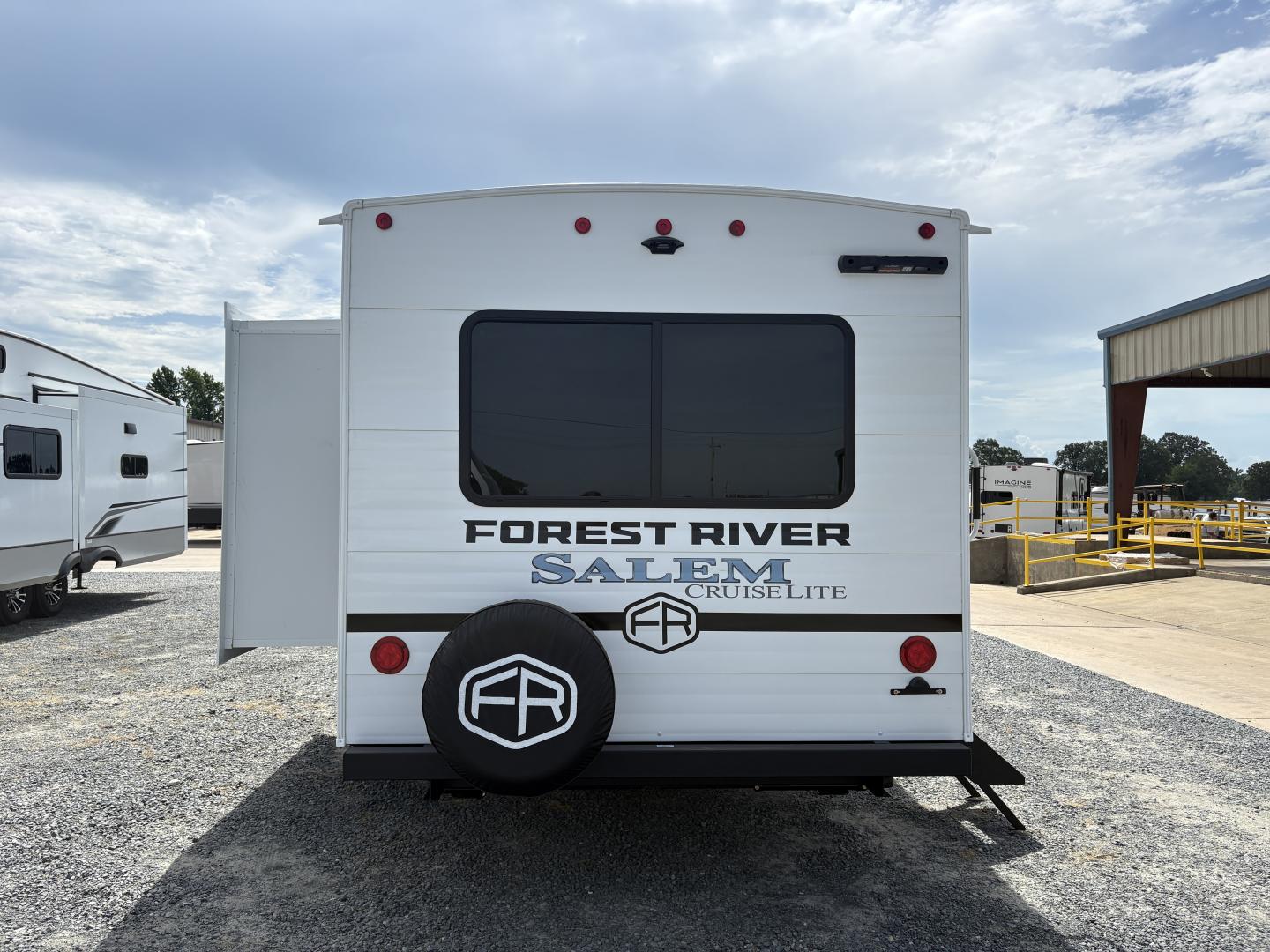 2026 Forest River Salem Cruise Lite 24RLXL - Image 6