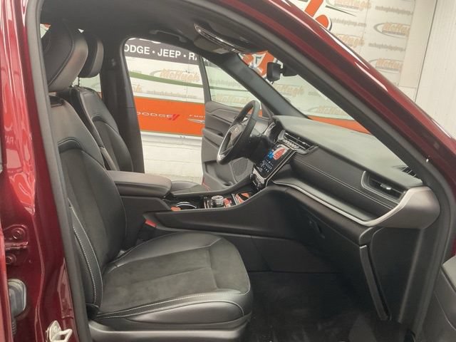 2023 Jeep Grand Cherokee L Utility 4D Altitude 4WD - Image 35