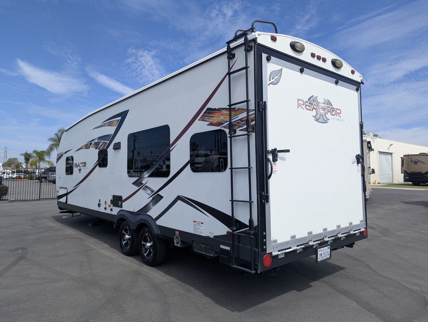 2016 EverGreen RV Reactor 27FS - Image 5