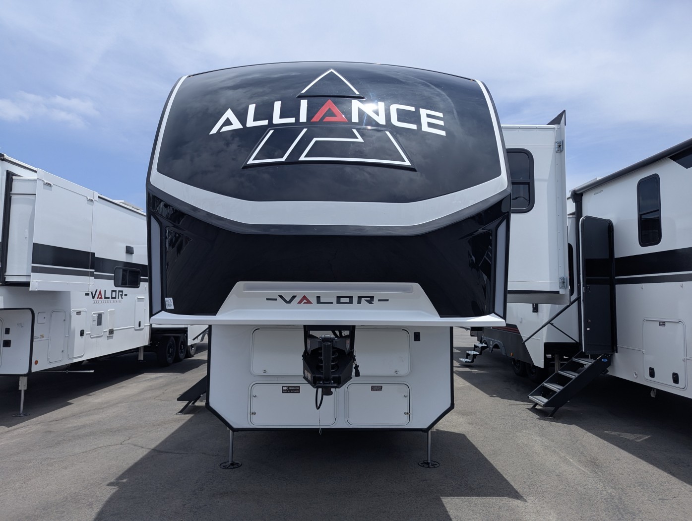 2026 Alliance RV Valor 44V14 - Image 2