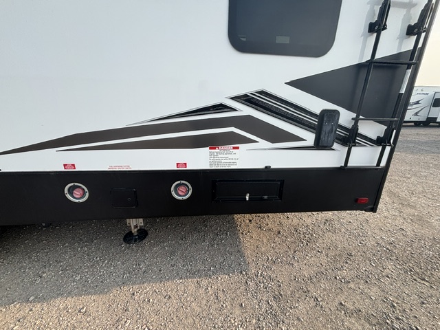 2022 KZ RV Venom V4113TK - Image 10