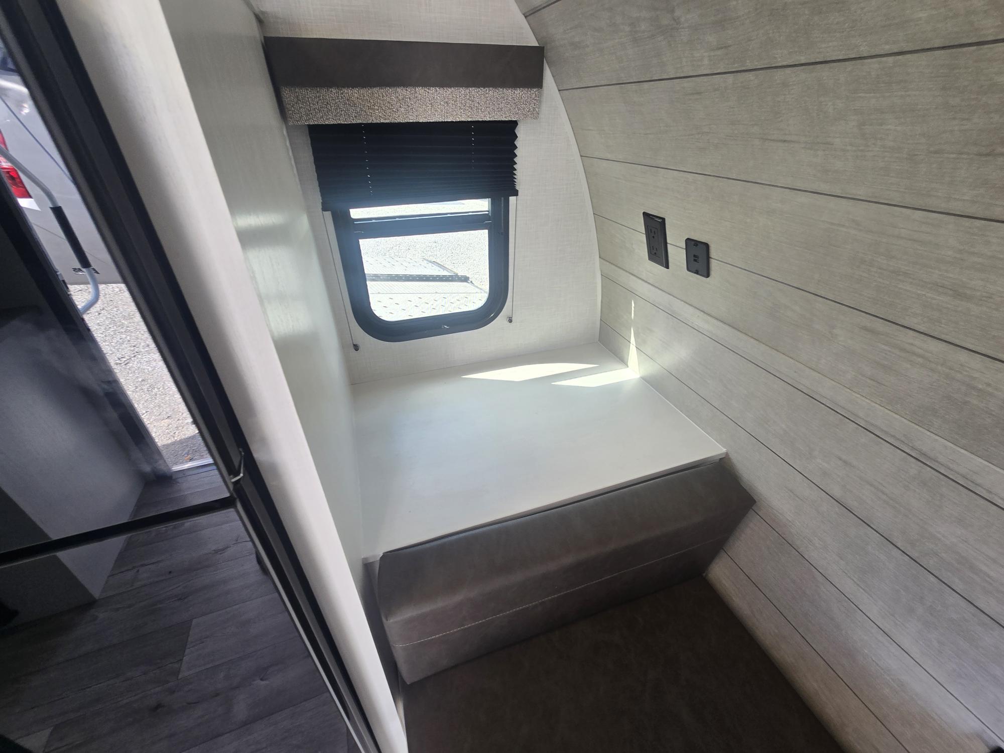 2026 VENTURE RV SIENNA 140VFD - Image 7