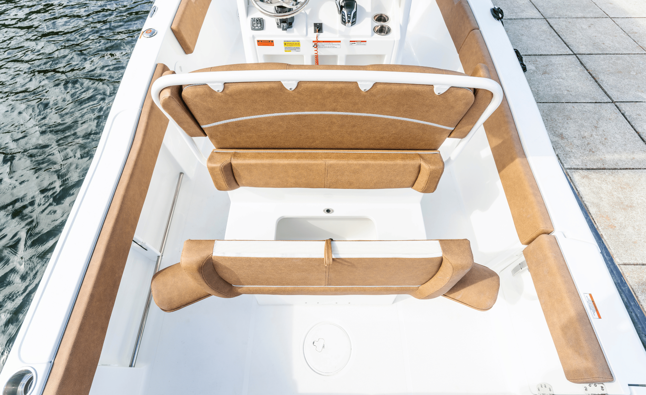 2027 SEA HUNT ULTRA 235SE - Image 15