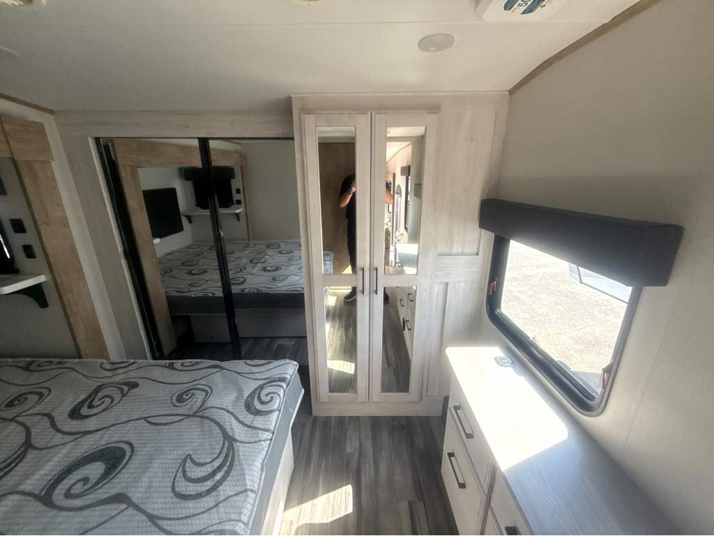 2024 HEARTLAND BIGHORN 32RS - Image 27