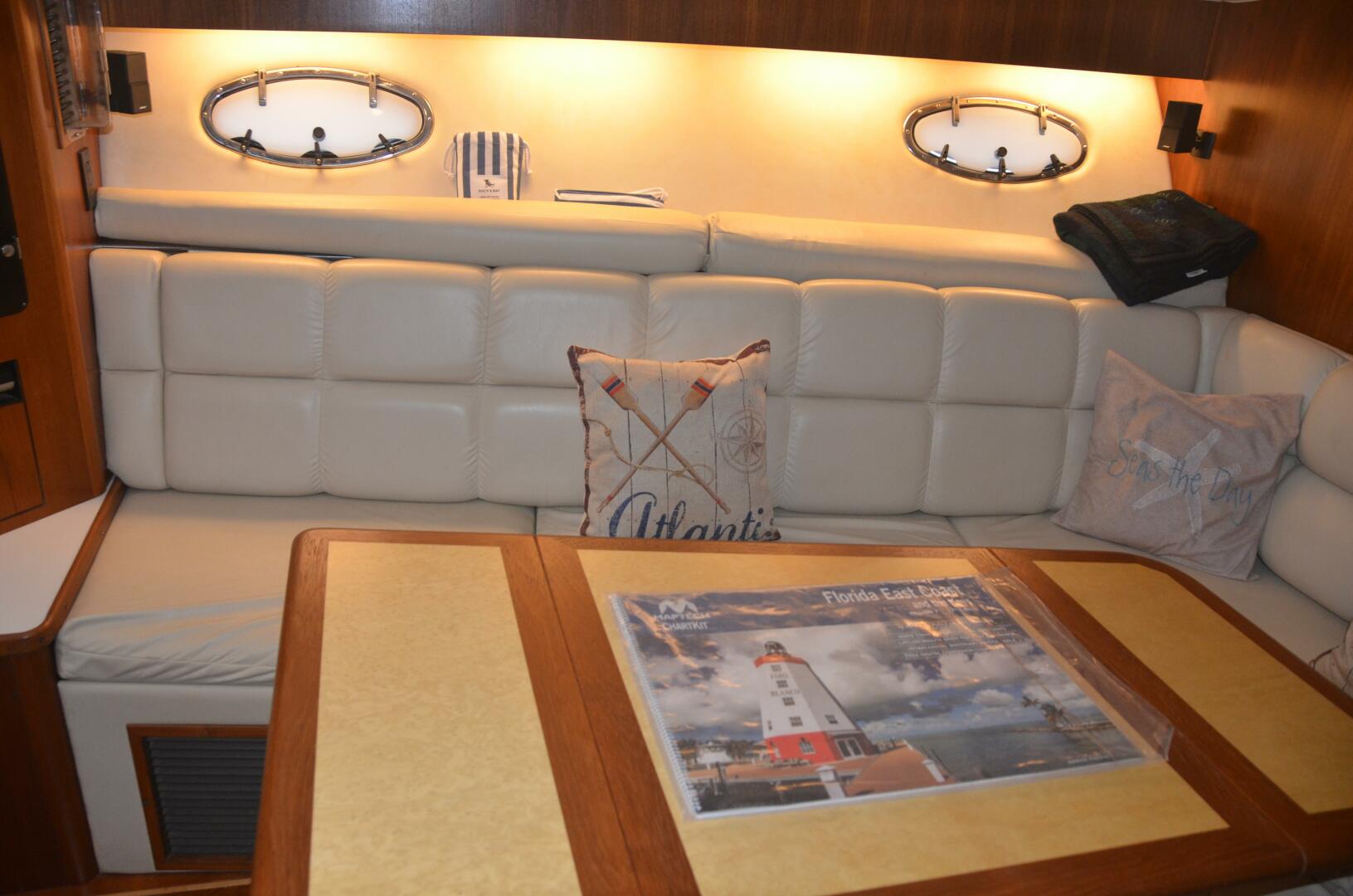 2001 Tiara Yachts 4100 Open - Image 4