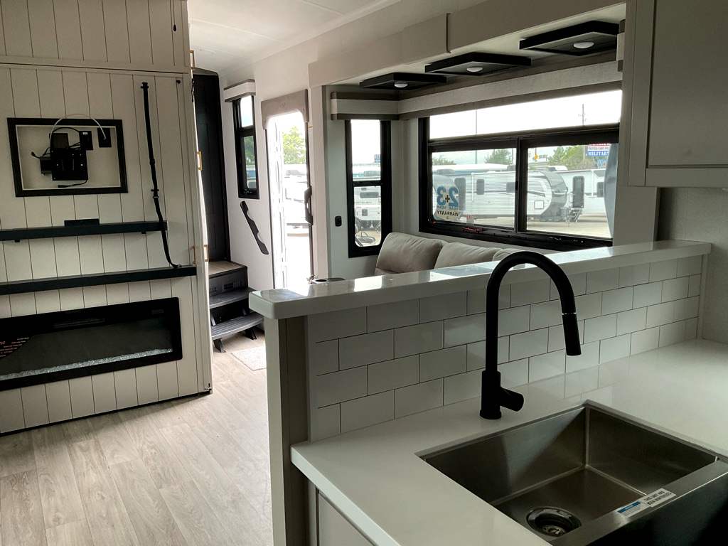 2027 JAYCO NORTH POINT 391TBBH - Image 10