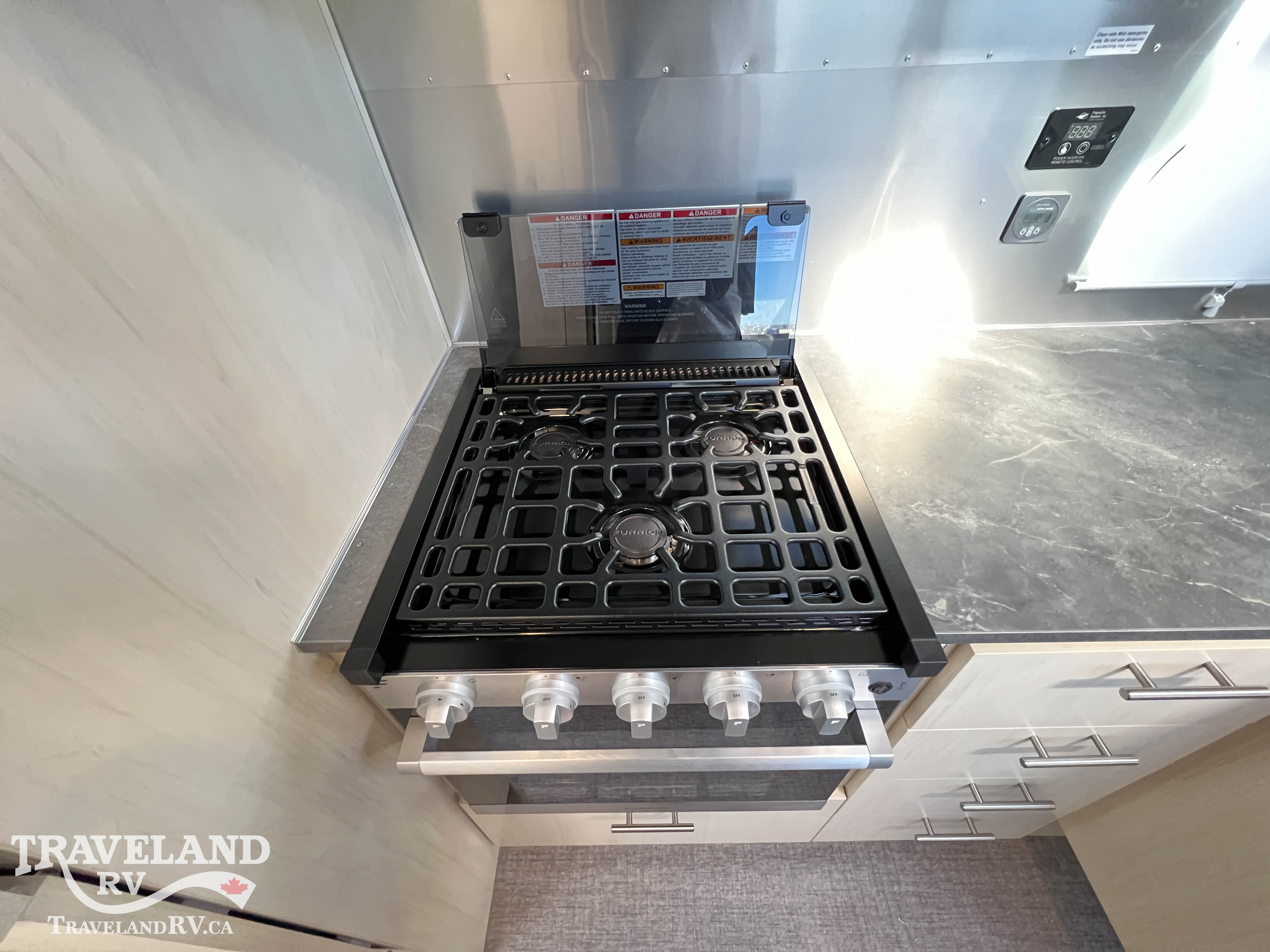2026 Airstream Flying Cloud 27FB - Image 20