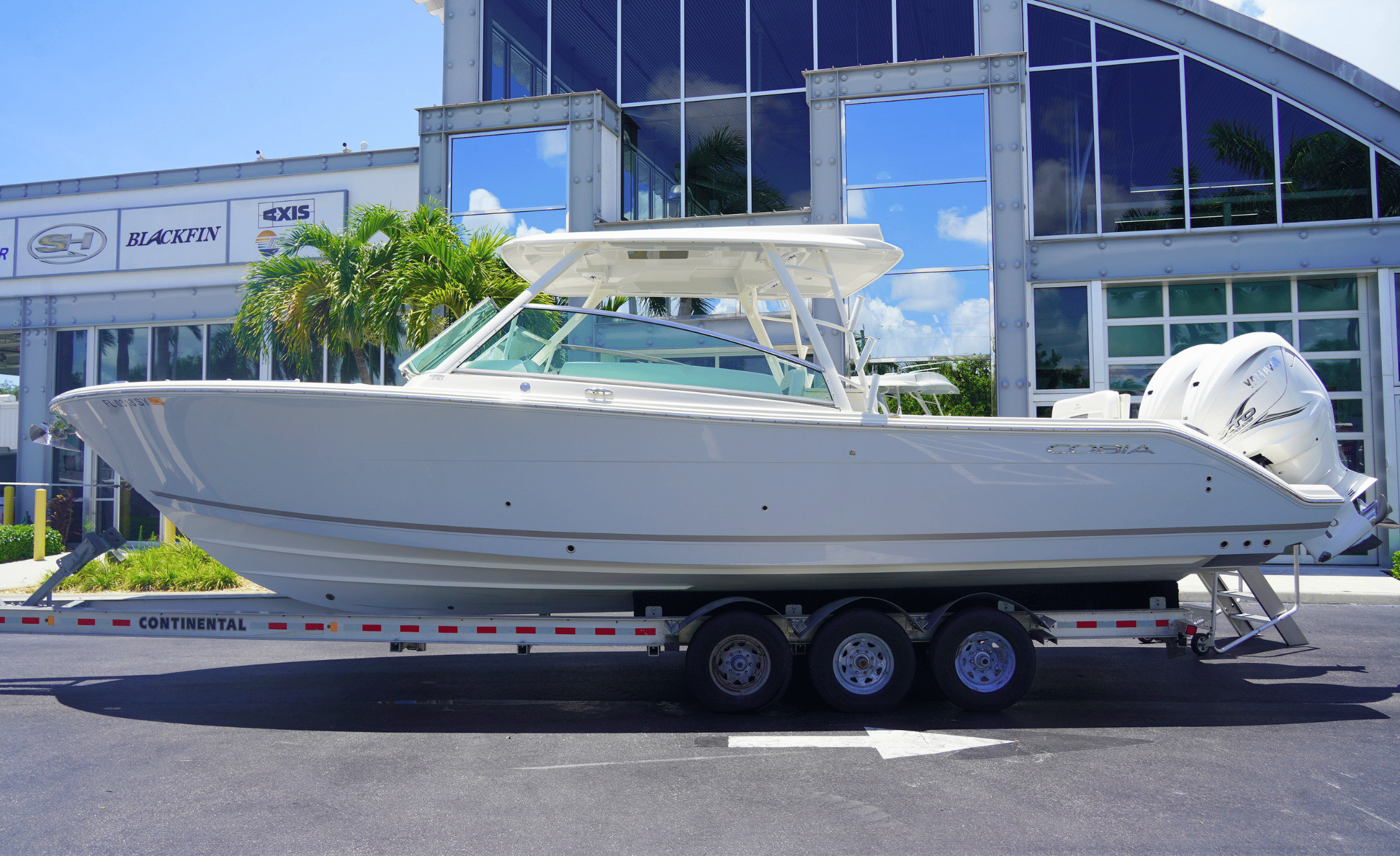 2021 COBIA 330DC - Image 1