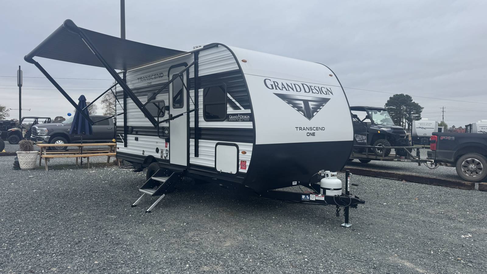 2026 Grand Design Transcend ONE 151BH - Image 1