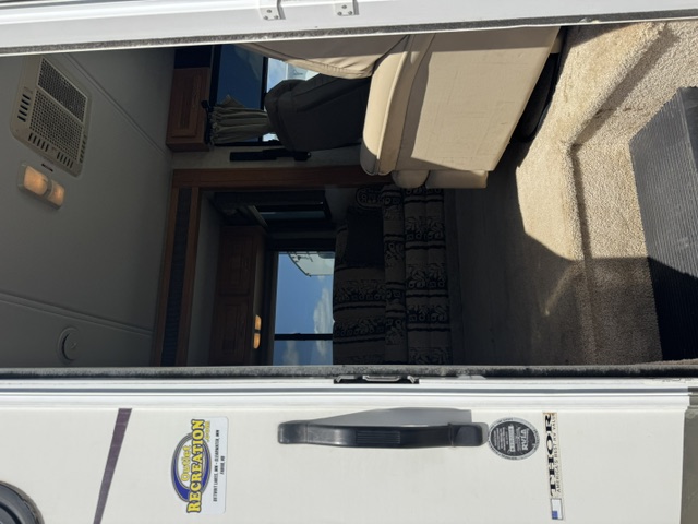 2004 FOURWINDS WINDSPORT 35D - Image 24