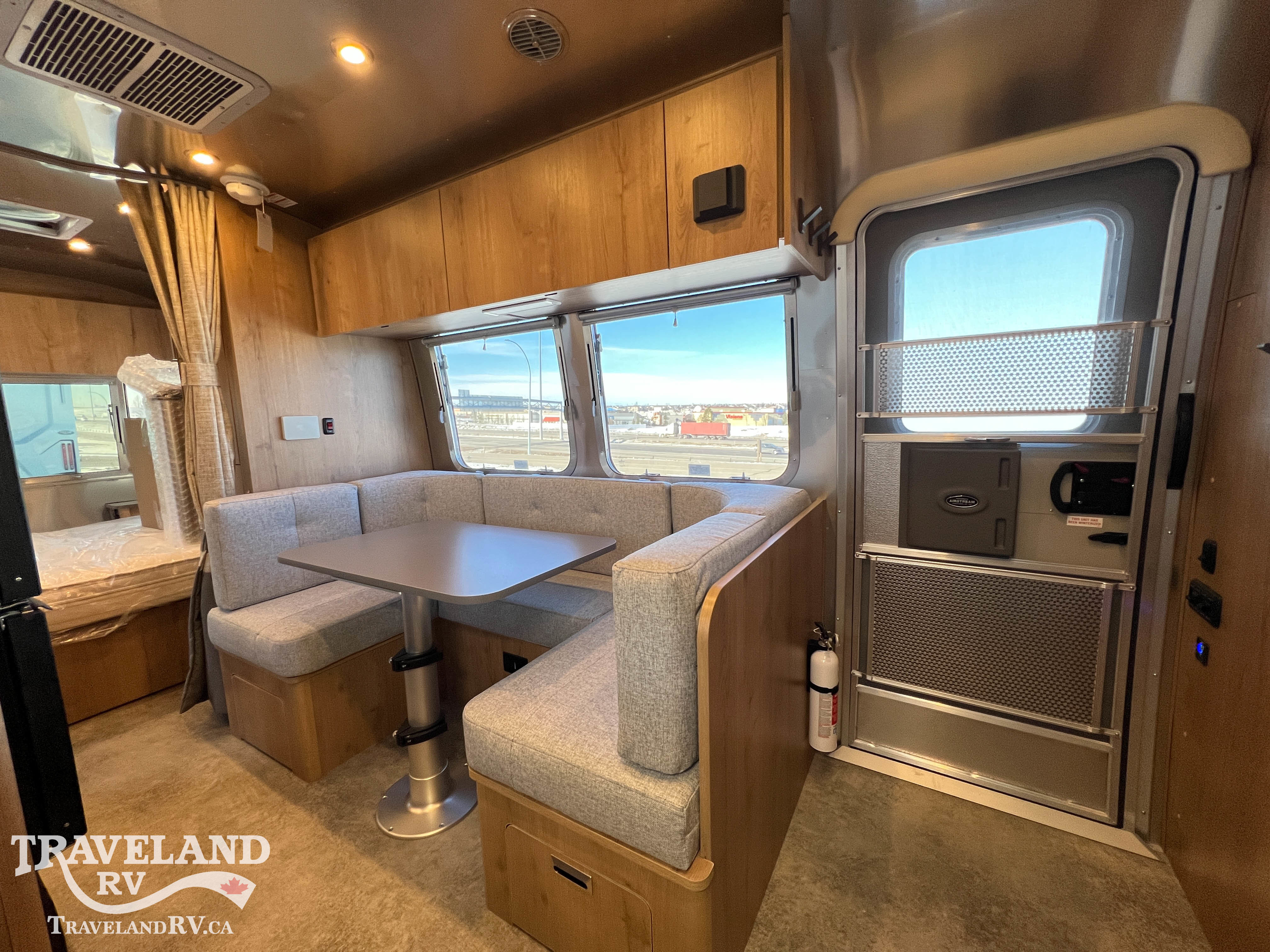 2026 Airstream Trade Wind 23FBQ - Image 10
