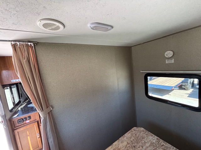 2018 SPRINGDALE SUMMERLAND 2960BH - Image 38