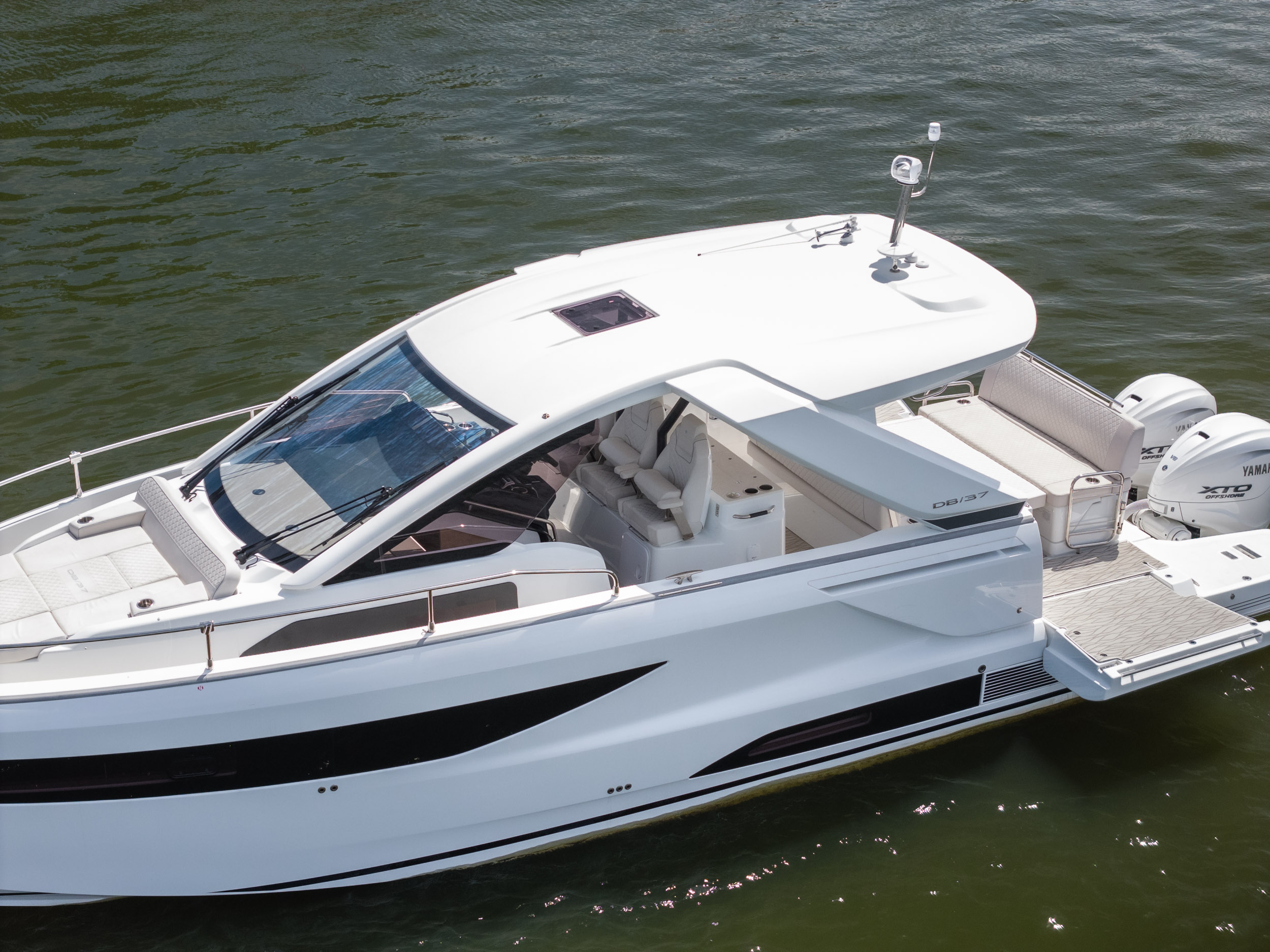 2024 Jeanneau DB37 OB - Image 5