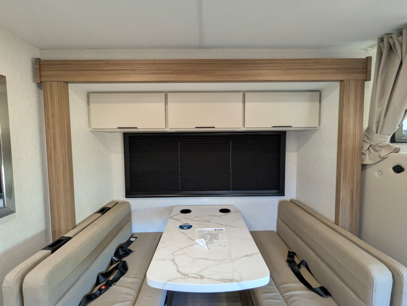 2027 Thor Motor Coach Four Winds 25Z - Image 16