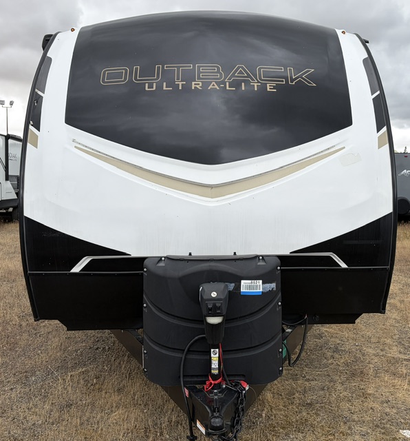 2023 Keystone Outback Ultra-Lite Ultra-Lite 240URS - Image 3