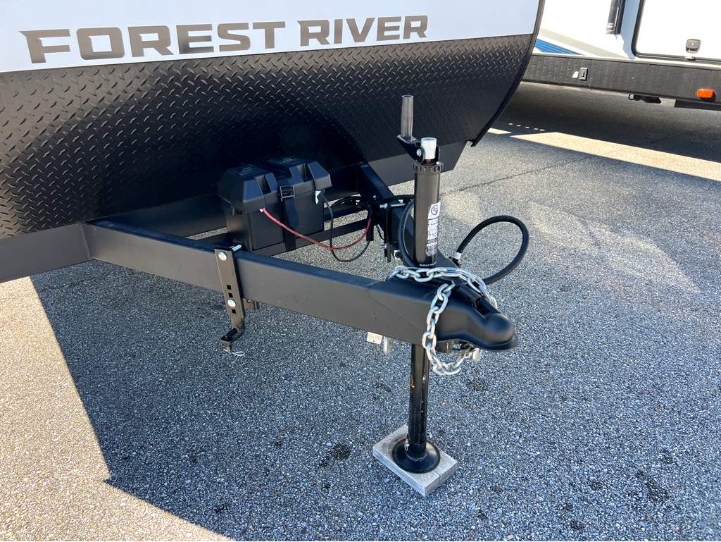 2025 FOREST RIVER GREY WOLF 26EV - Image 24