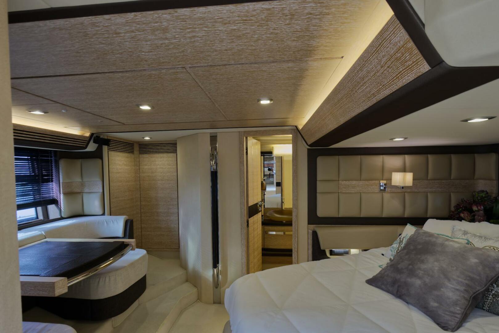 2015 Azimut 64 Flybridge - Image 34