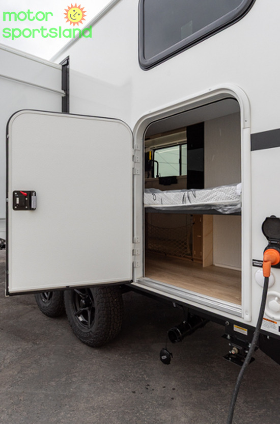 2027 Winnebago Micro Minnie 2200TBH - Image 14