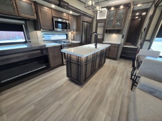 2021 GRAND DESIGN SOLITUDE 310GK - Image 10