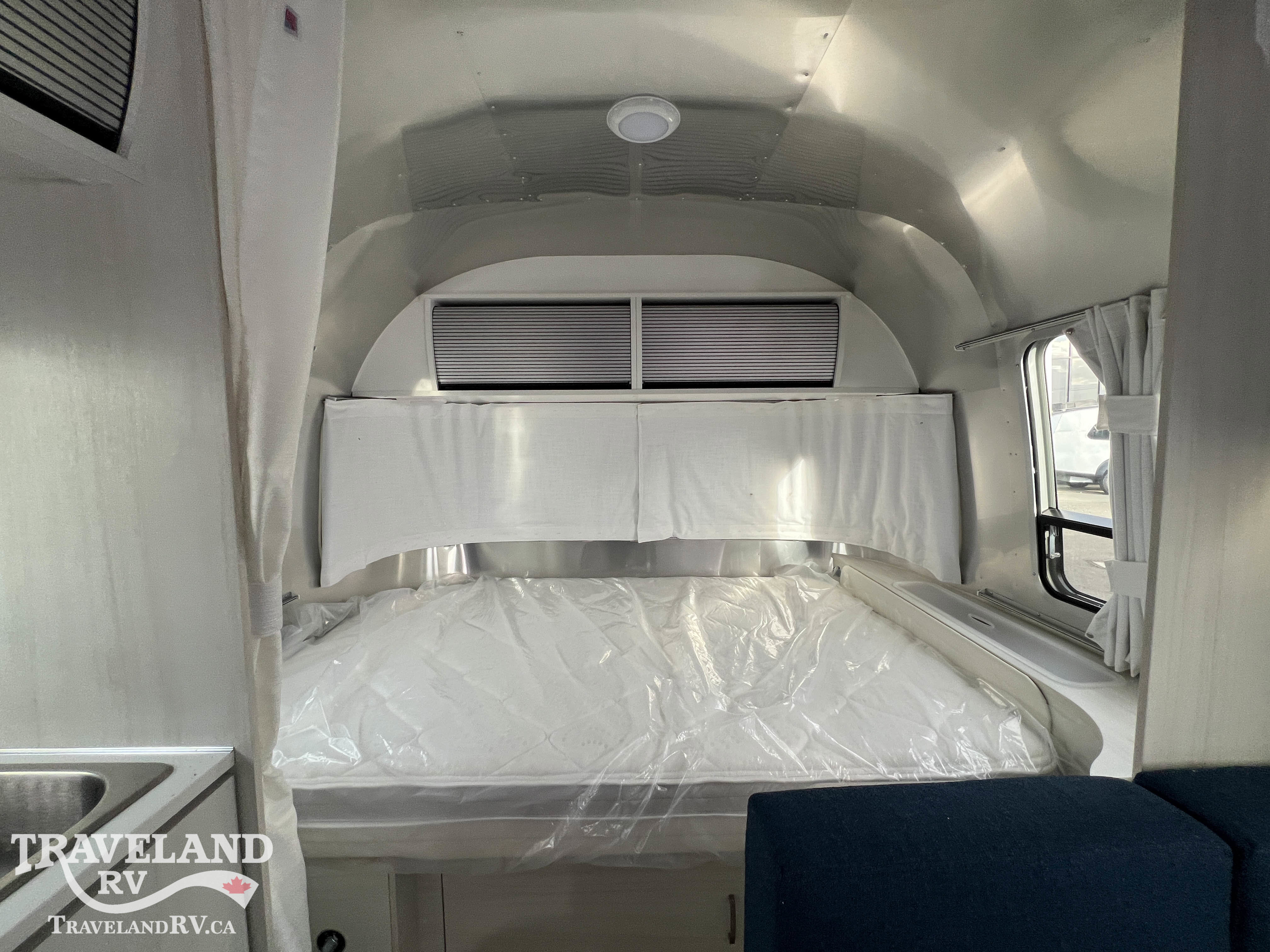 2026 Airstream Bambi 22FB - Image 14