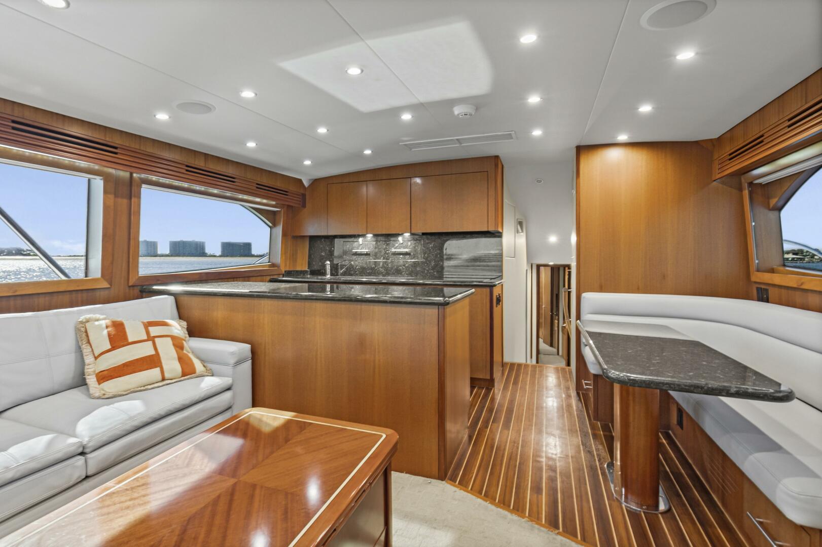2008 Hatteras 60 Convertible - Image 8