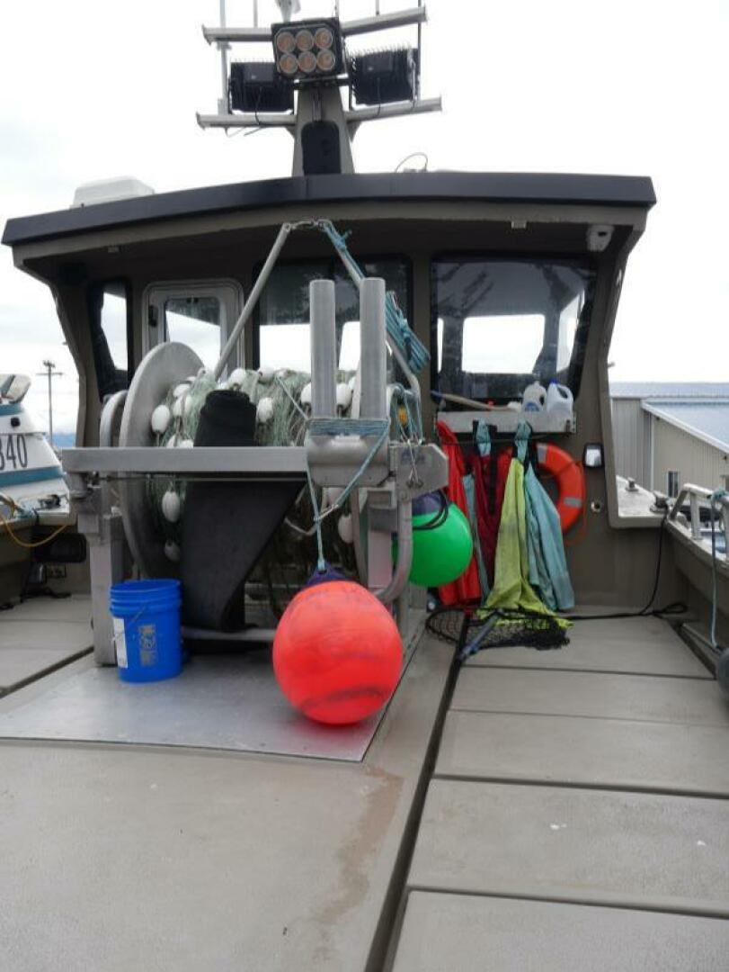 2022 Custom Freestyle Marine 32 - Image 16