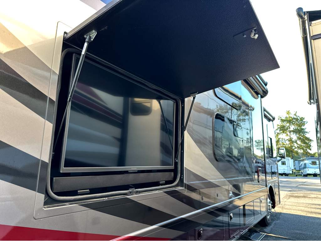 2023 THOR MOTOR COACH PALAZZO 37.6 - Image 7