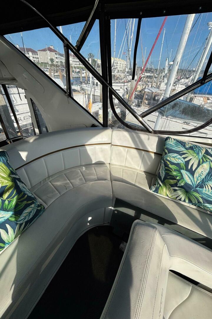 2001 Carver 396 Aft Cabin MY - Image 35