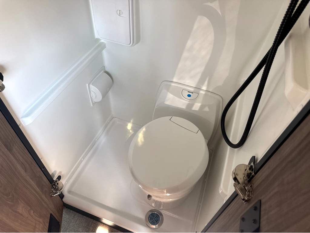 2027 Tiffin GH1 - Image 20