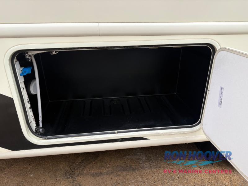 2023 THOR MOTORCOACH ACE 29G - Image 6
