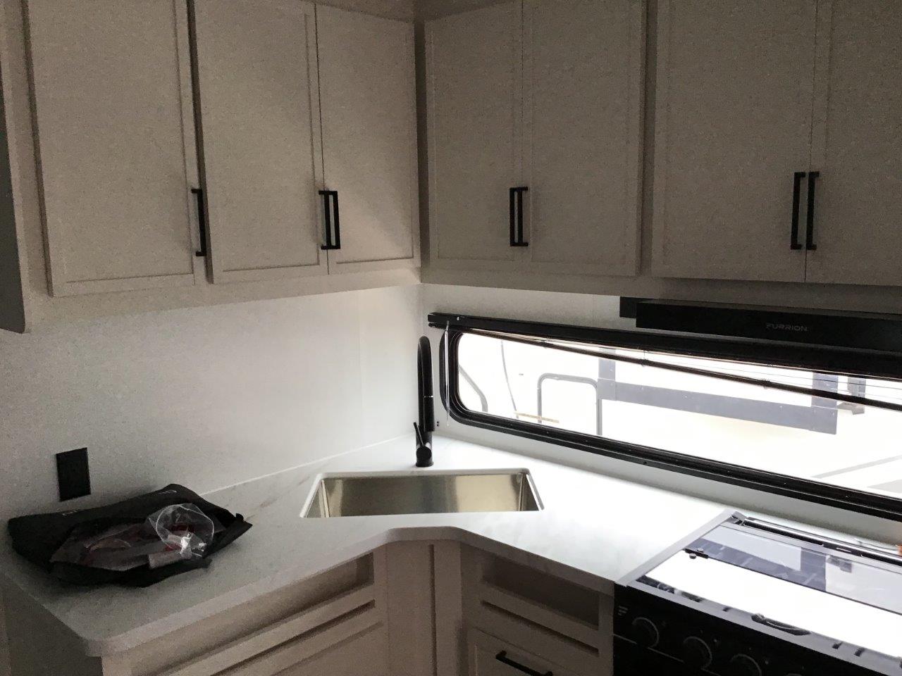 2027 Grand Design Momentum MAV 28MAV - Image 10