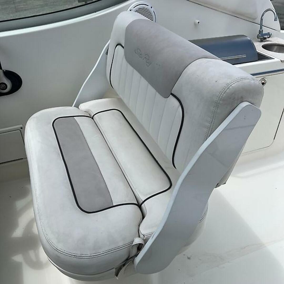 2011 Sea Ray 280 Sundancer - Image 9