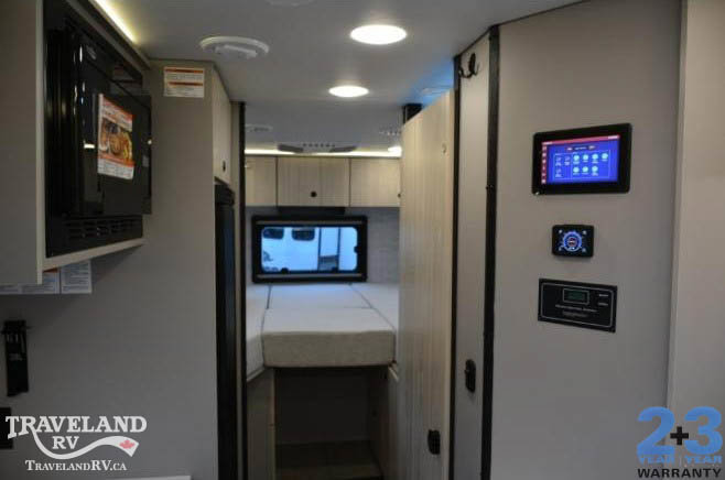 2025 Jayco Granite Ridge 22T - Image 15