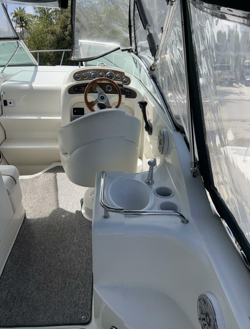 2001 Sea Ray 260 Sundancer - Image 7