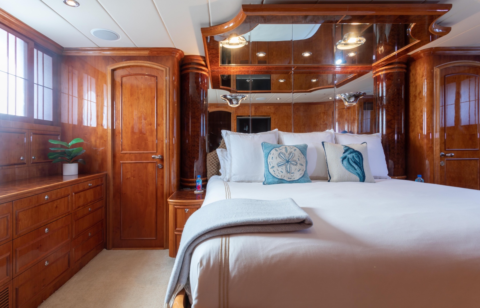 2007 Horizon Elegance 82 - Image 19