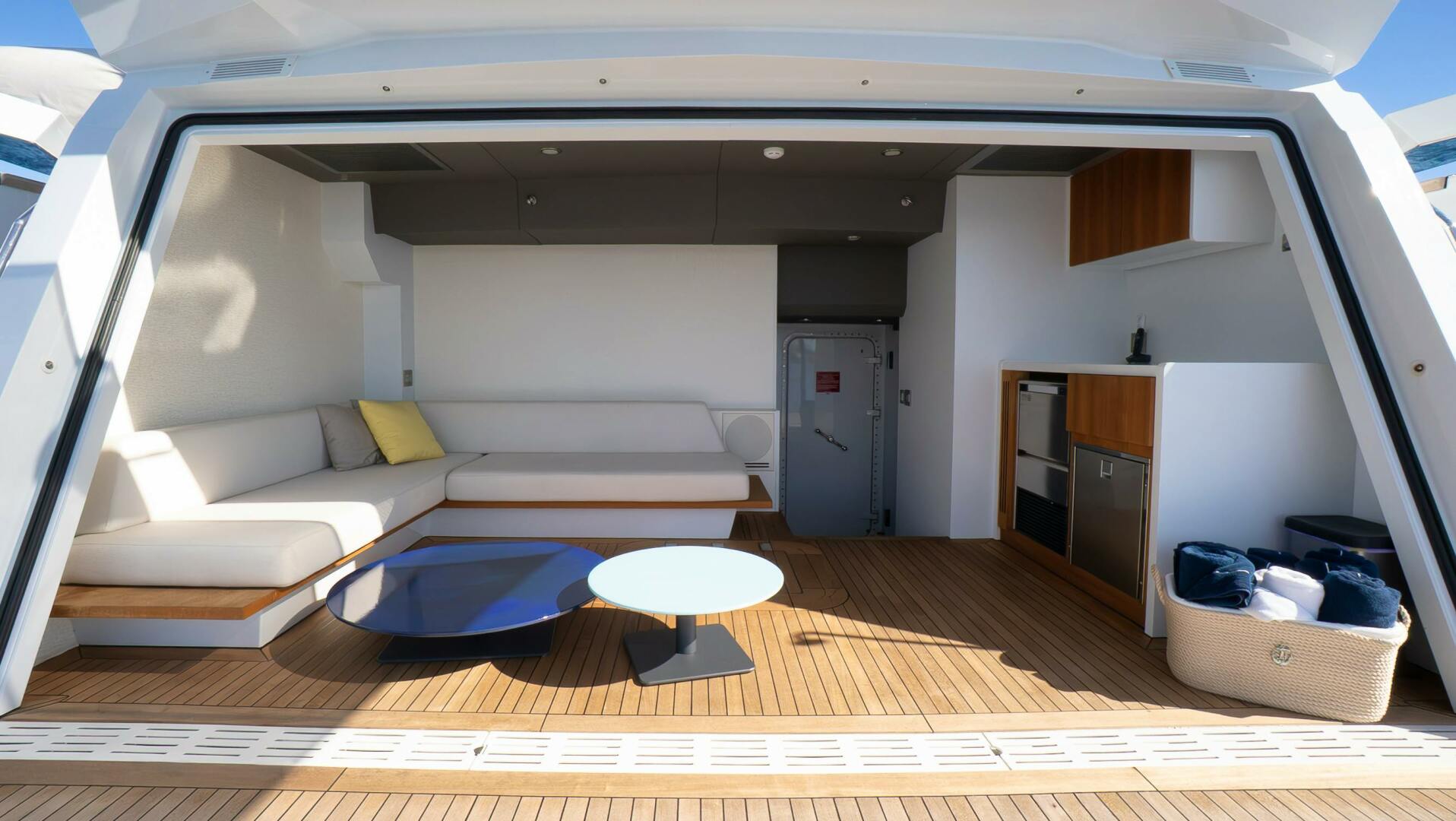 2025 Numarine Numarine 32XP - Image 14