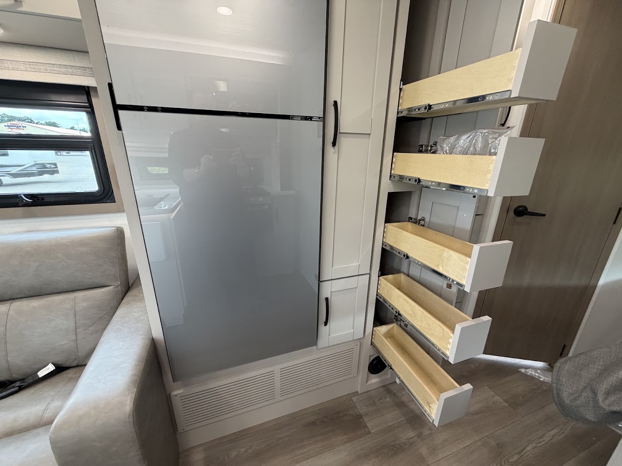 2027 JAYCO GREYHAWK XL 32U - Image 38