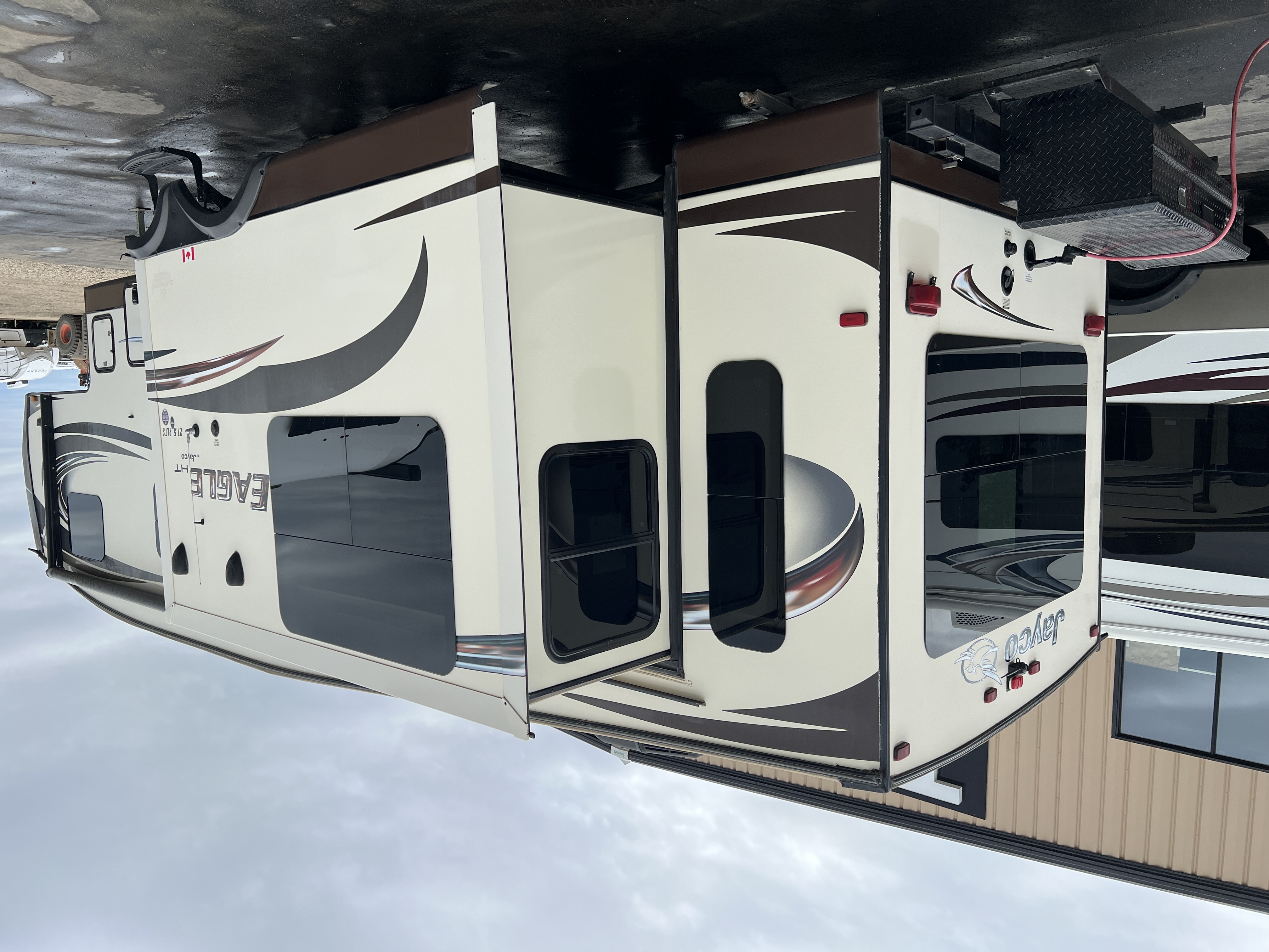 2014 Jayco Eagle HT 27.5RLTS - Image 7