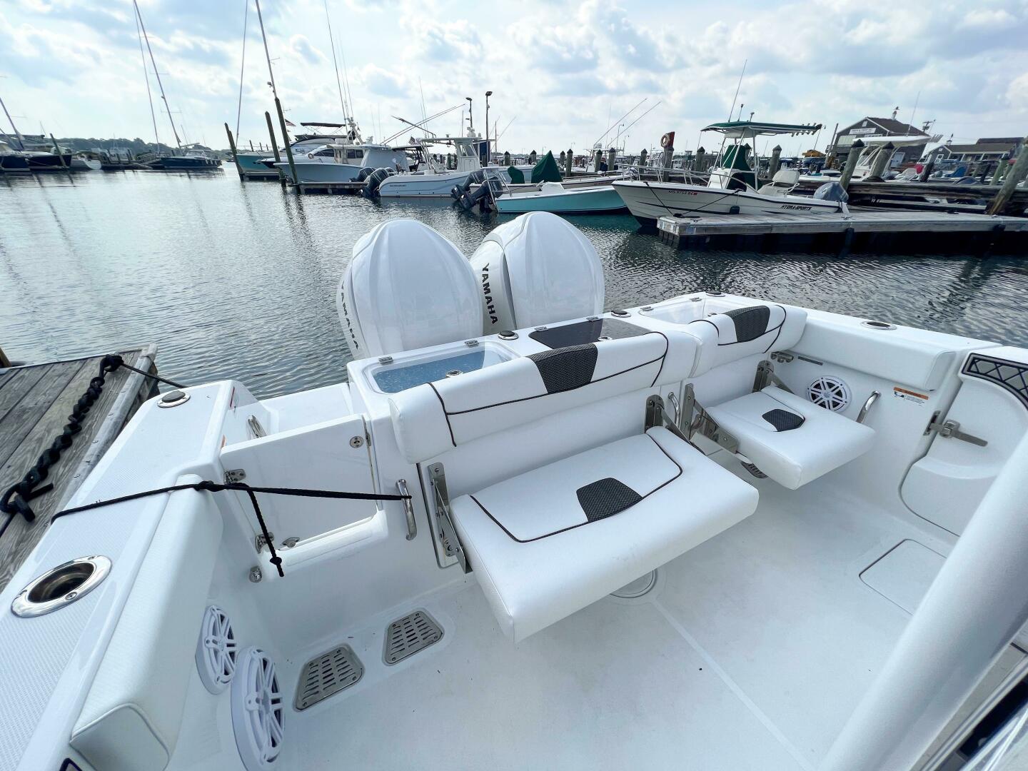 2024 Wellcraft 302 - Image 10