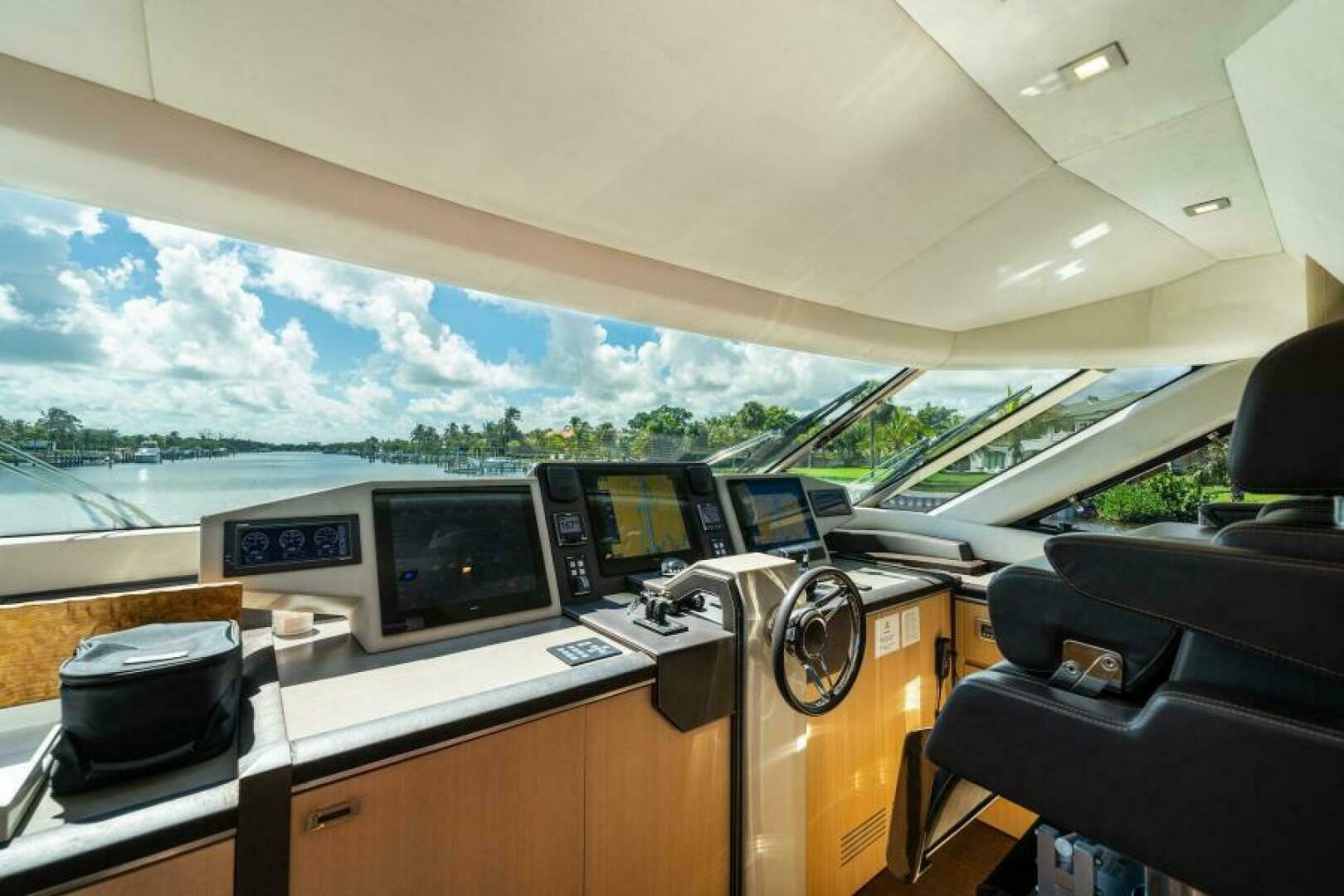 2015 Monte Carlo Yachts MCY86 - Image 52