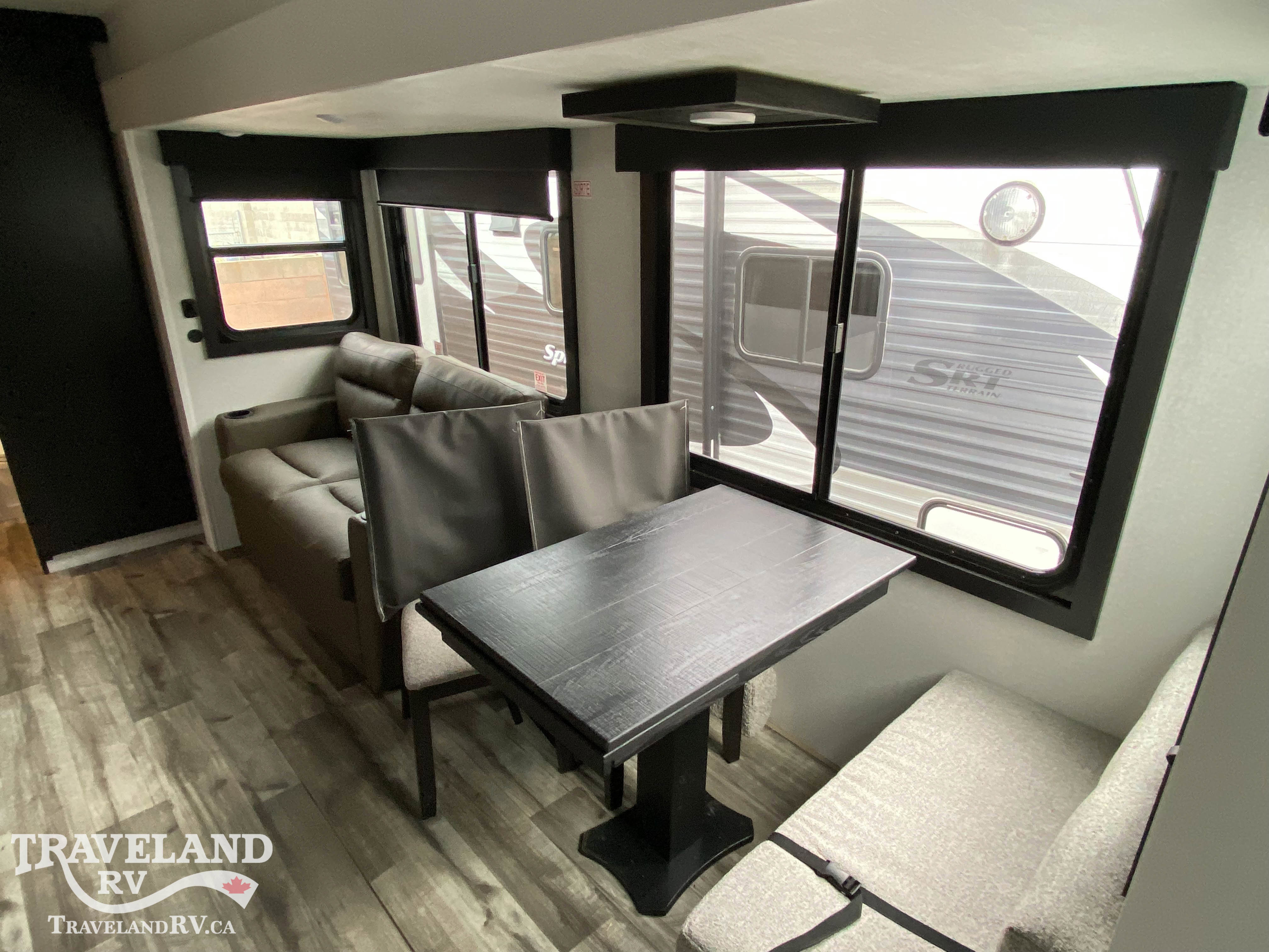 2026 Highland Ridge Roamer Light Duty 27RBOS - Image 8
