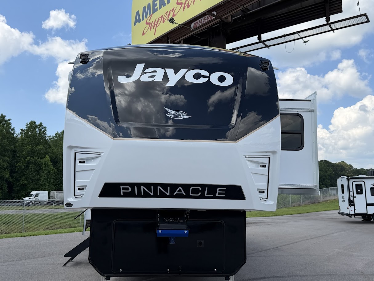 2027 JAYCO PINNACLE 32RLTS - Image 3