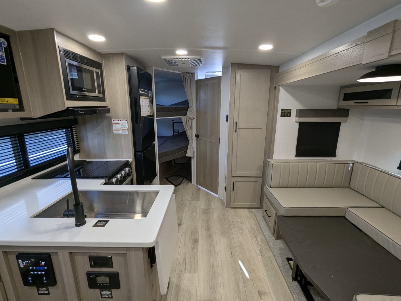 2026 Forest River Rockwood Mini Lite 2509S - Image 10
