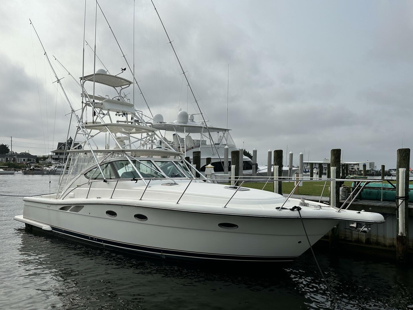 2001 Tiara Yachts 3800 Open - Image 6