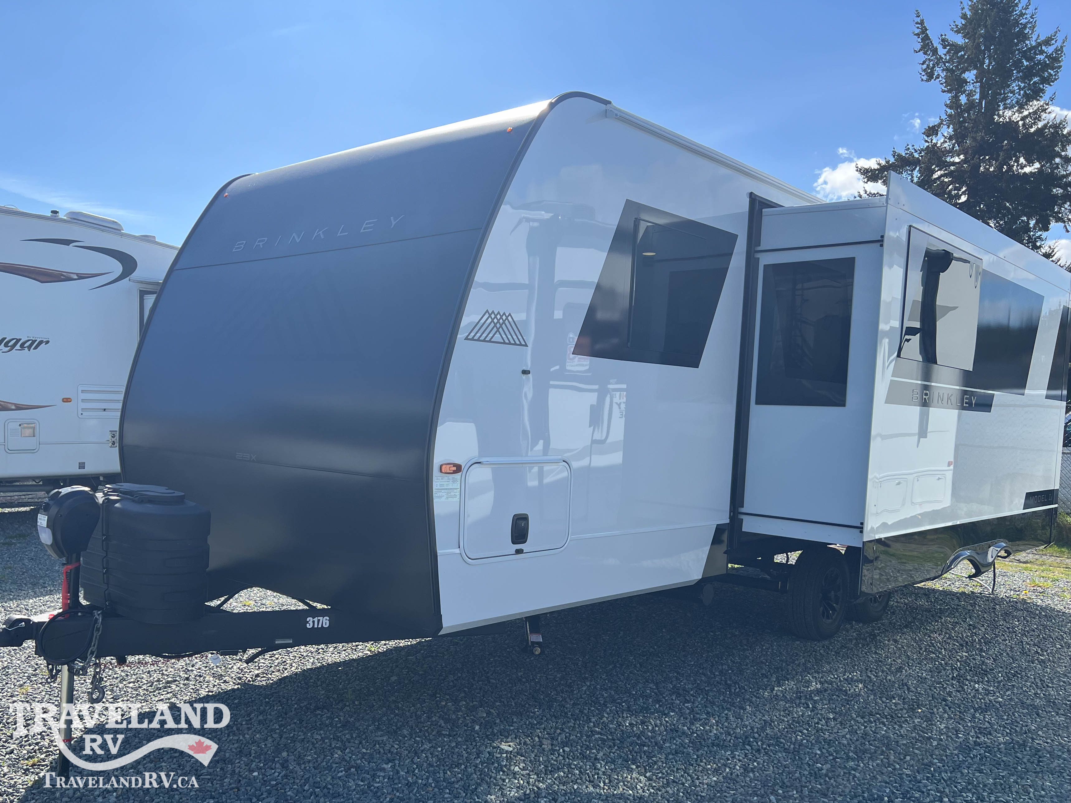 2026 Brinkley RV Model Ix 23x - Image 3