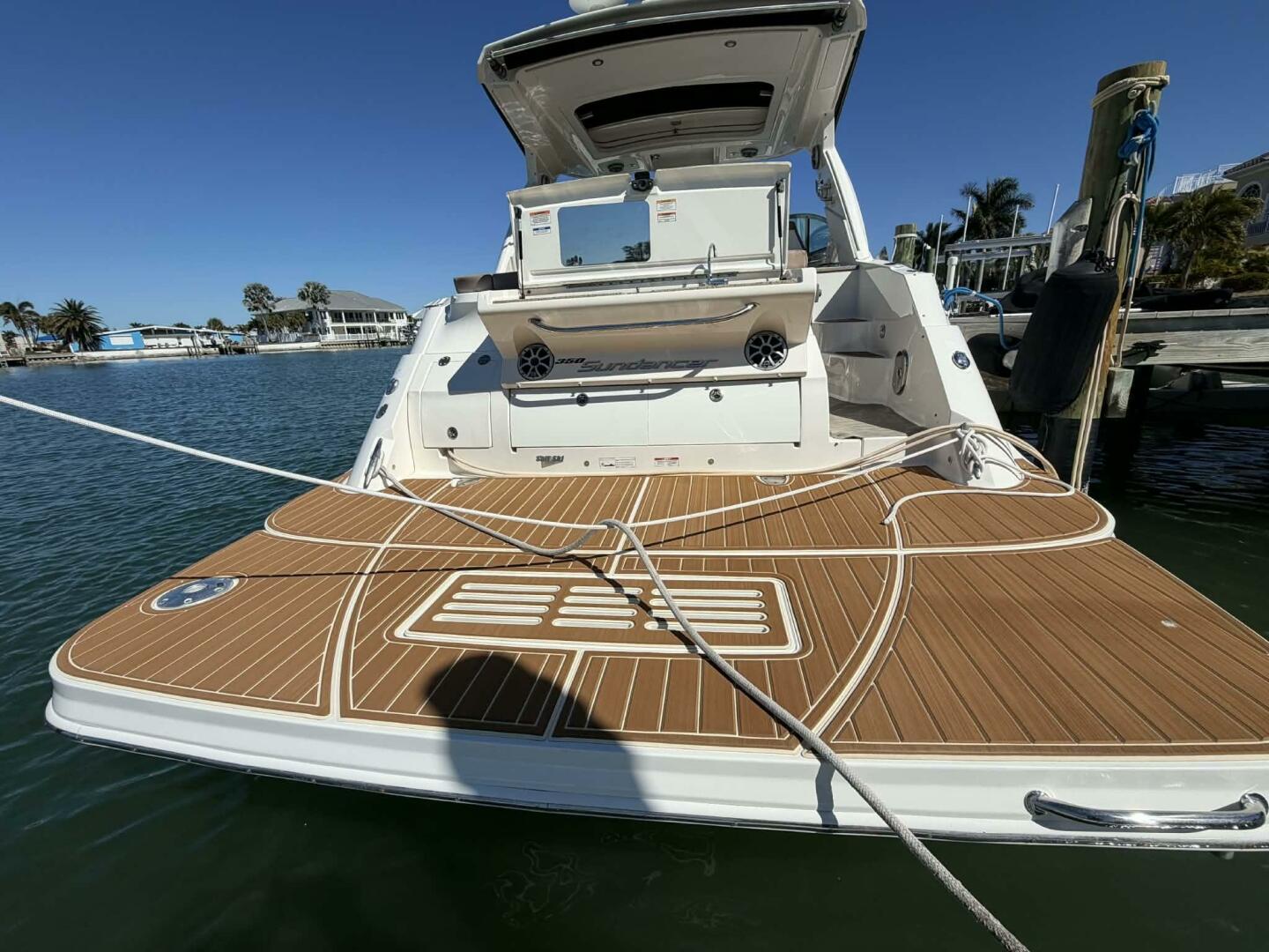 2016 Sea Ray 350 Sundancer - Image 49