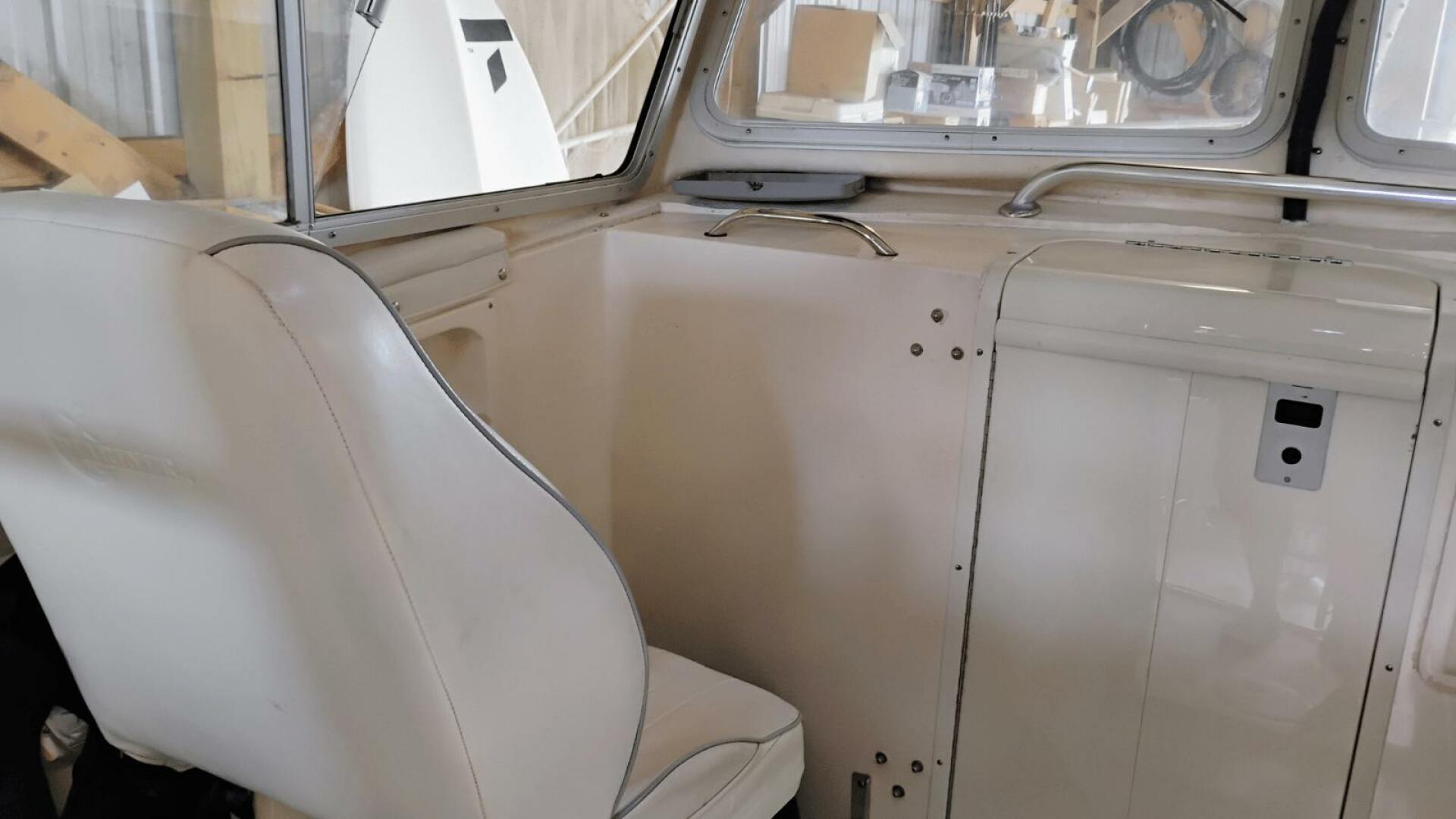 2009 McKee Craft Pilothouse 28 - Image 18