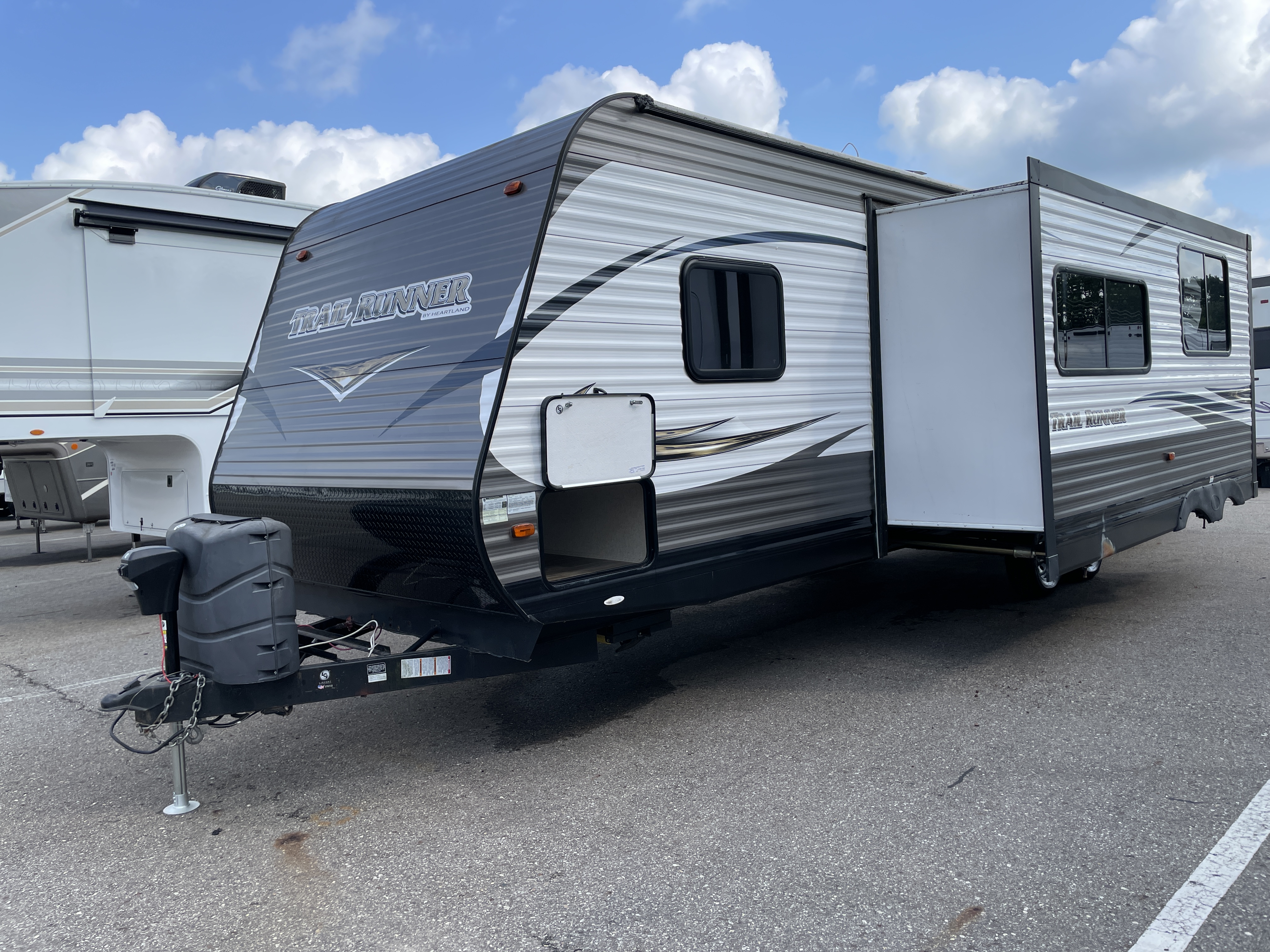2016 Heartland Trail Runner TR 29 MSB - Image 6