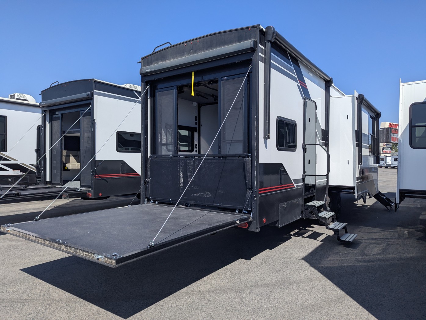 2026 Alliance RV Valor 37V11 - Image 5