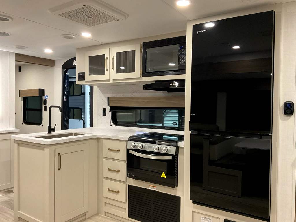 2027 KZ SPORTSMEN 261 BHK - Image 8
